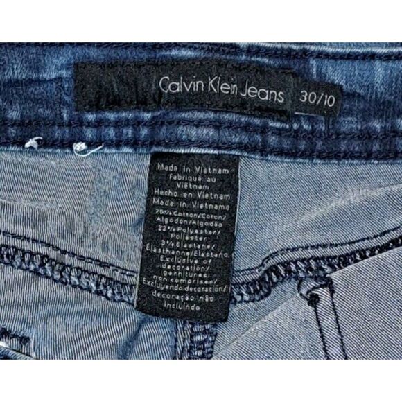 Calvin Klein Women's Size 10 Blue Jeans 30x30 Custom Bleached - Picture 5 of 5